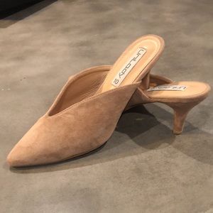 Suede mules size 10 kitty heel